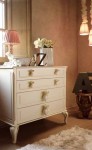 Gaia Chest of 4 Drawers with Heart Knobs