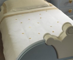 Duvet and Duvet Cover for Childrens Heart or Crown Bed