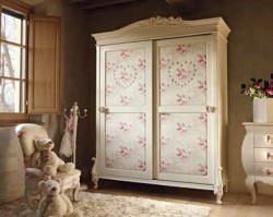 Serena Wardrobe